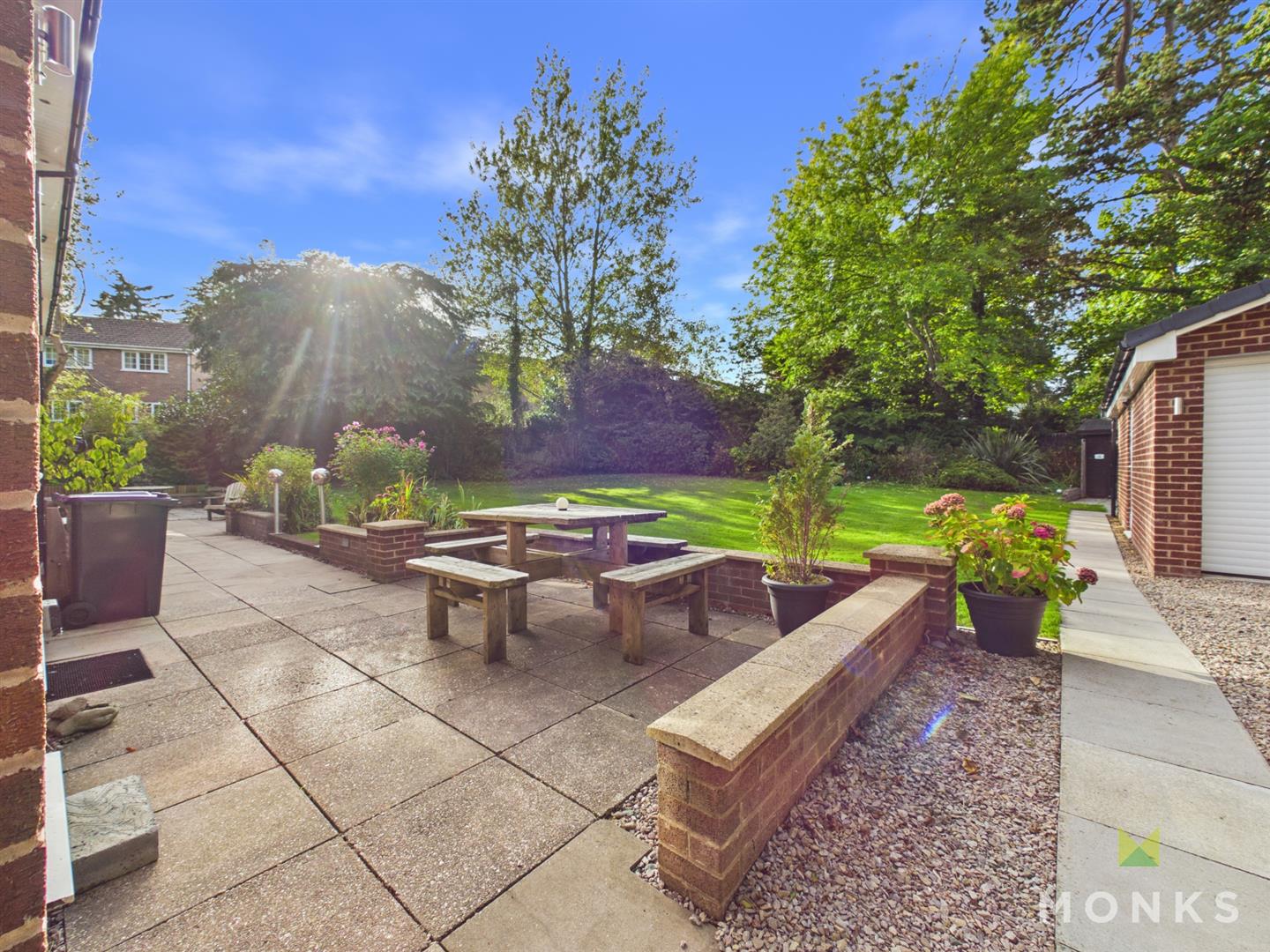 Everglades Brynhafod Lane, Oswestry, SY11 1SH For Sale
